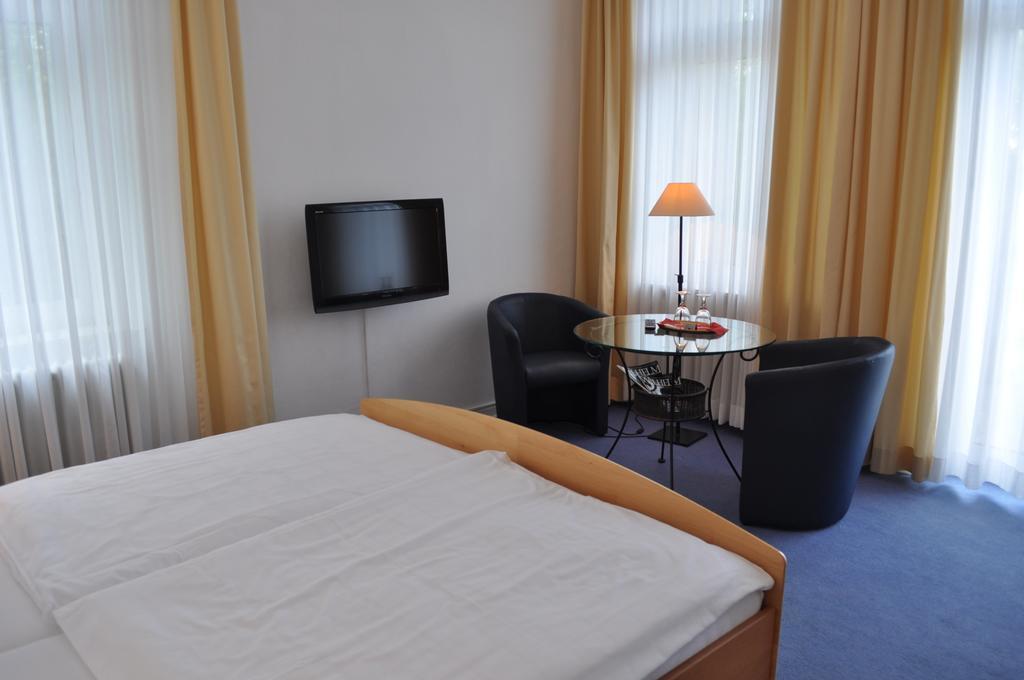 קאסל Hotel Burgfeld מראה חיצוני תמונה